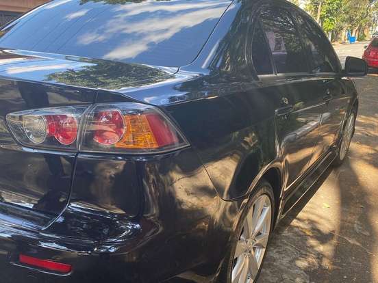 MITSUBISHI-LANCER-2.0 16V GASOLINA 4P AUTOMÁTICO MITSUBISHI-LANCER-2012