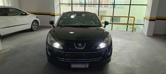 PEUGEOT-RCZ-2012