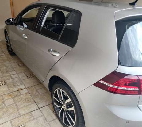 VOLKSWAGEN-GOLF-2016