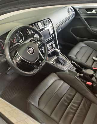 VOLKSWAGEN-GOLF-2016