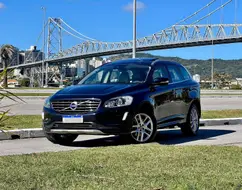 VOLVO XC60 2.4 D5 MOMENTUM DIESEL AWD 4P AUTOMÁTICO VOLVO XC60 2.4 D5 MOMENTUM DIESEL AWD 4P AUTOMÁTICO