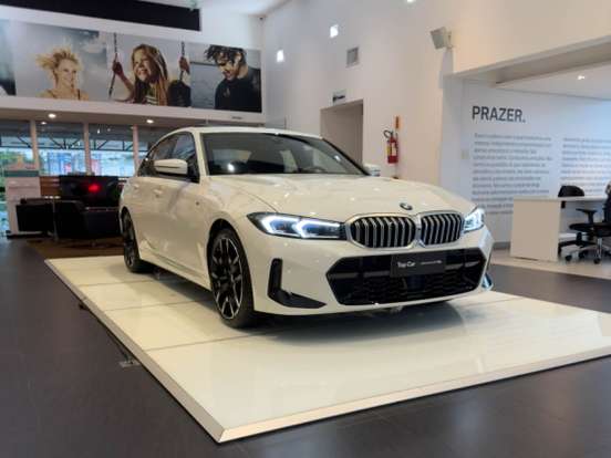BMW-320i-2025