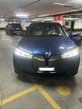 BMW-iX-2022