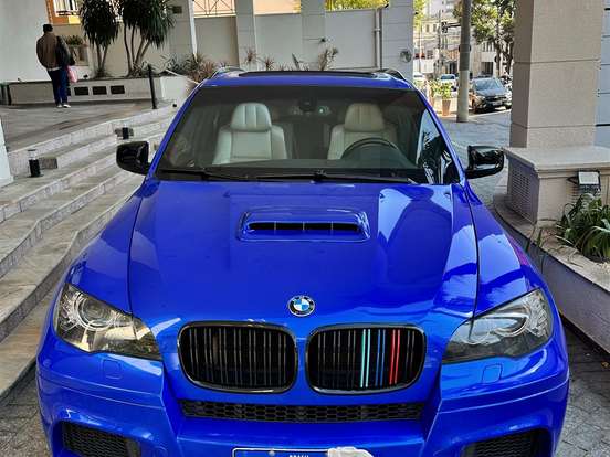 BMW-X5-4.4 M V8 32V BI-TURBO GASOLINA 4P AUTOMATICO BMW-X5-2011
