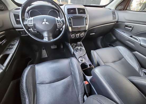 MITSUBISHI-ASX-2012