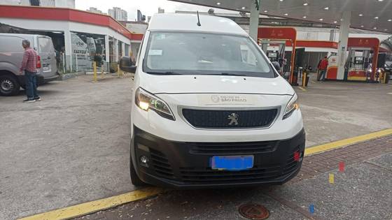 PEUGEOT EXPERT 1.6 BLUEHDI DIESEL MINIBUS MANUAL