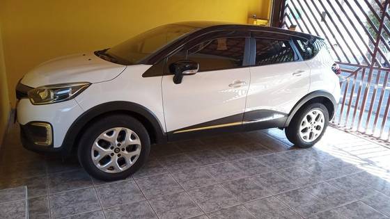 RENAULT CAPTUR 1.6 16V SCE FLEX LIFE X-TRONIC