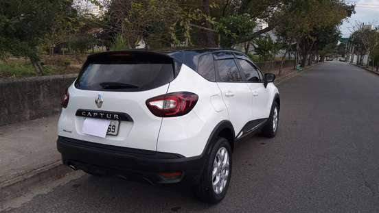 RENAULT-CAPTUR-1.6 16V SCE FLEX LIFE X-TRONIC RENAULT-CAPTUR-2018