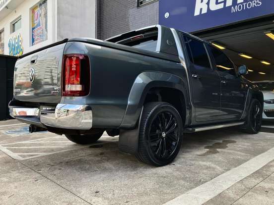 VOLKSWAGEN-AMAROK-2019