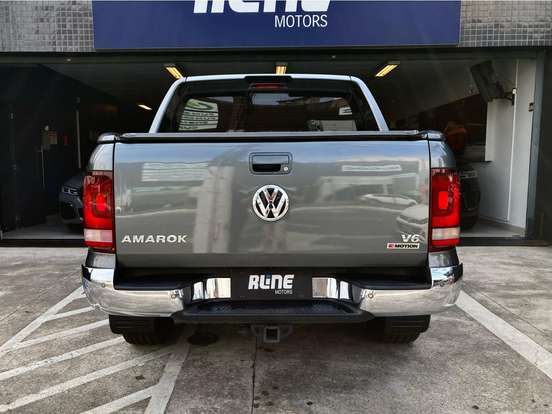 VOLKSWAGEN-AMAROK-2019