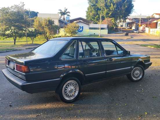 VOLKSWAGEN-SANTANA-2.0 CL 8V GASOLINA 4P MANUAL VOLKSWAGEN-SANTANA-1989