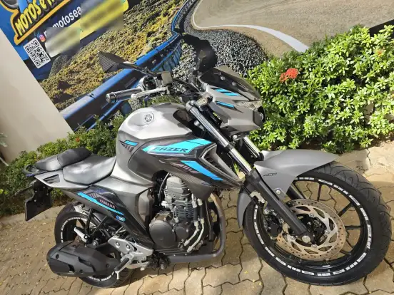 YAMAHA-FZ25 FAZER CONNECTED ABS YAMAHA-FZ25 FAZER CONNECTED ABS-2025