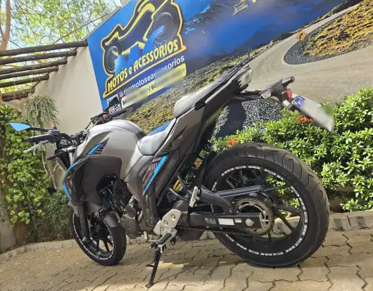 YAMAHA-FZ25 FAZER CONNECTED ABS-2025