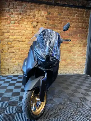 YAMAHA-NMAX CONNECTED 160 ABS-2025