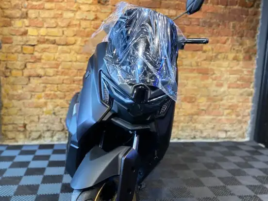 YAMAHA-NMAX CONNECTED 160 ABS YAMAHA-NMAX CONNECTED 160 ABS-2025