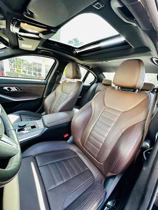 BMW-320i-2023