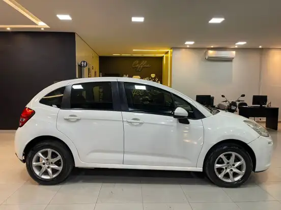 CITROËN-C3-1.6 TENDANCE 16V FLEX 4P AUTOMÁTICO CITROËN-C3-2014