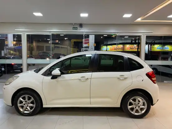 CITROËN-C3-1.6 TENDANCE 16V FLEX 4P AUTOMÁTICO CITROËN-C3-2014