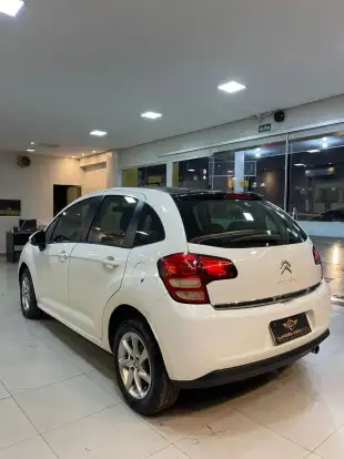 CITROËN-C3-1.6 TENDANCE 16V FLEX 4P AUTOMÁTICO CITROËN-C3-2014