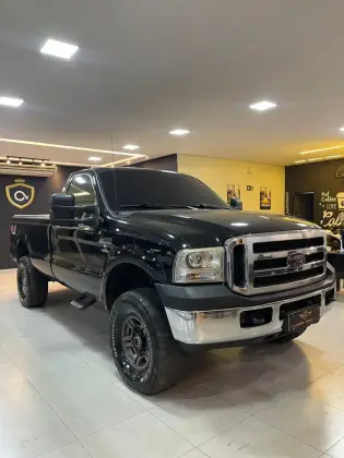 FORD F-250 3.9 XLT MAX POWER 4X4 CS DIESEL 2P MANUAL