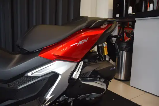 HONDA-ADV-2025