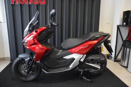 HONDA-ADV-2025