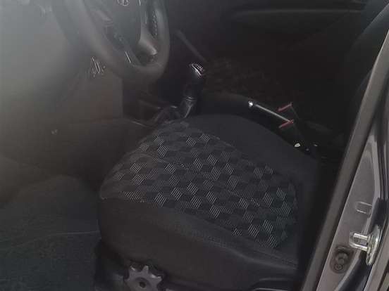 HYUNDAI-HB20-1.6 COMFORT PLUS 16V FLEX 4P MANUAL HYUNDAI-HB20-2018