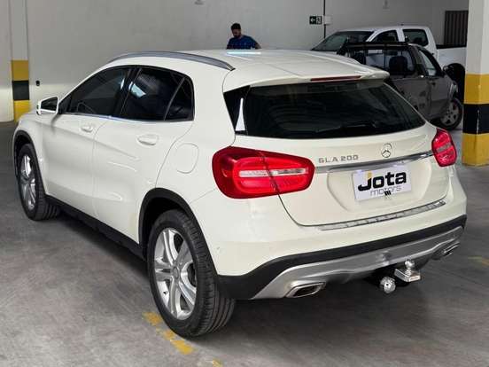 MERCEDES-BENZ-GLA 200-1.6 CGI ADVANCE 16V TURBO FLEX 4P AUTOMÁTICO MERCEDES-BENZ-GLA 200-2017