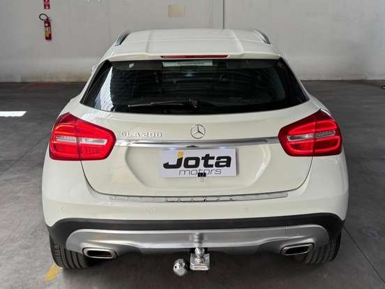 MERCEDES-BENZ-GLA 200-1.6 CGI ADVANCE 16V TURBO FLEX 4P AUTOMÁTICO MERCEDES-BENZ-GLA 200-2017