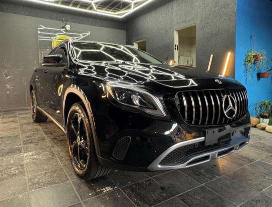 MERCEDES-BENZ-GLA 200-1.6 CGI FLEX ADVANCE 7G-DCT MERCEDES-BENZ-GLA 200-2018
