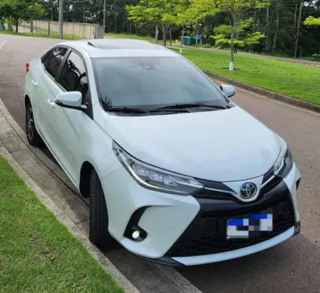 TOYOTA YARIS 1.5 16V FLEX SEDAN XLS CONNECT MULTIDRIVE TOYOTA YARIS 1.5 16V FLEX SEDAN XLS CONNECT MULTIDRIVE