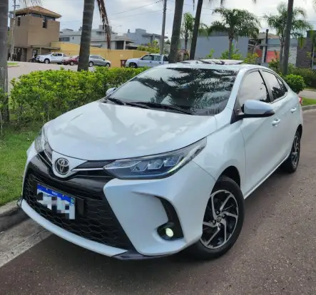 TOYOTA-YARIS-1.5 16V FLEX SEDAN XLS CONNECT MULTIDRIVE TOYOTA-YARIS-2022
