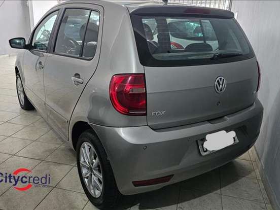 VOLKSWAGEN-FOX-2014
