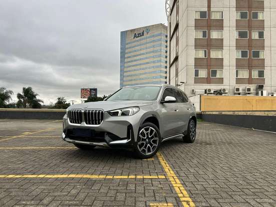 BMW-X1-2023