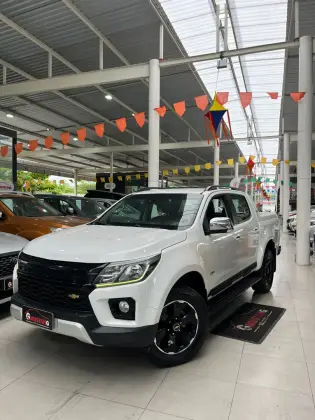 CHEVROLET S10 2.8 16V TURBO DIESEL HIGH COUNTRY CD 4X4 AUTOMÁTICO