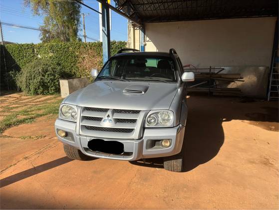 Imagem de MITSUBISHI PAJERO SPORT 3.5 HPE 4X4 V6 24V GASOLINA 4P AUTOMÁTICO