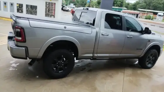 RAM 3500 6.7 I6 TURBO DIESEL LARAMIE NIGHT EDITION CD 4X4  AUTOMÁTICO