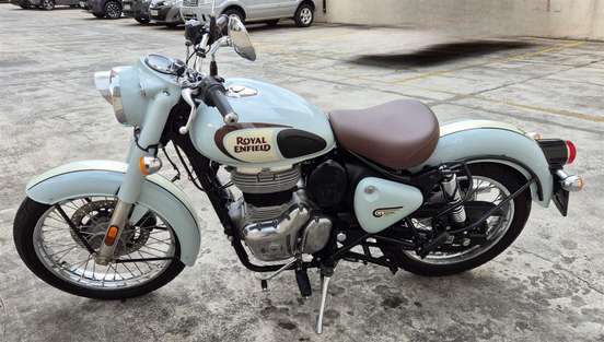 ROYAL ENFIELD-CLASSIC 350-2023