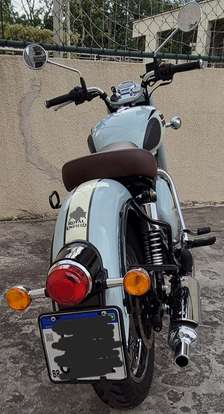 ROYAL ENFIELD-CLASSIC 350-2023