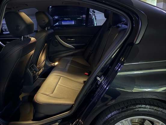 BMW-320i-2.0 SPORT 16V TURBO ACTIVE FLEX 4P AUTOMÁTICO BMW-320i-2015