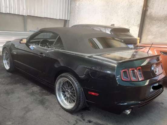 FORD-MUSTANG-5.0 CONVERSIVEL V8 4V TI-VCT GASOLINA 2P AUTOMÁTICO FORD-MUSTANG-2012