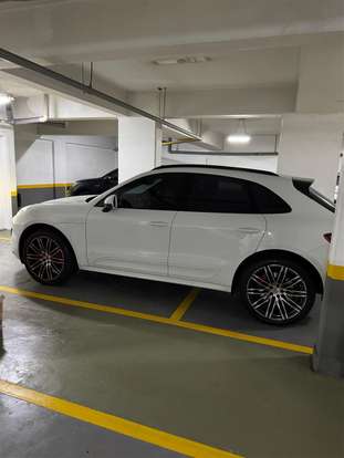 PORSCHE-MACAN-2014
