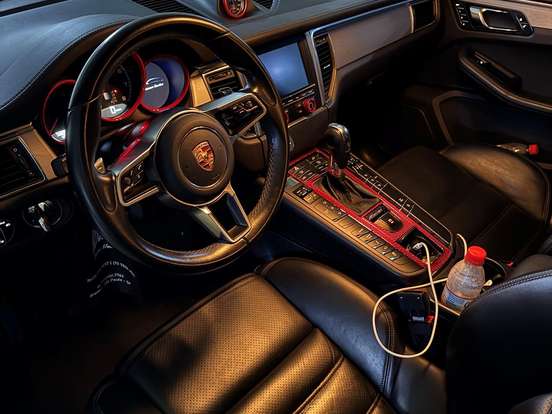 PORSCHE-MACAN-3.6 24V V6 TURBO GASOLINA 4P AUTOMÁTICO PORSCHE-MACAN-2014