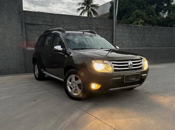 RENAULT DUSTER 2.0 DYNAMIQUE 4X2 16V FLEX 4P AUTOMÁTICO