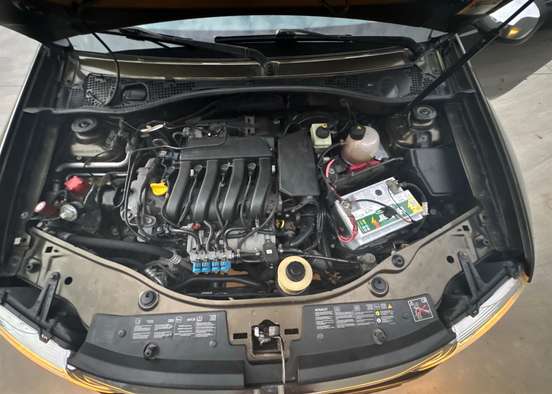 RENAULT-DUSTER-2013