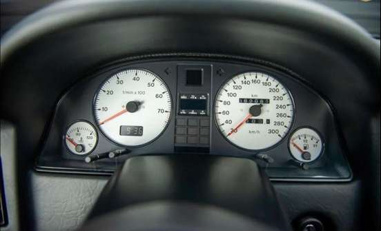 AUDI-RS2-1995