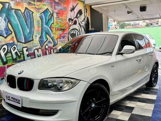 BMW-118i-2.0 UE71 16V GASOLINA 4P AUTOMÁTICO BMW-118i-2011