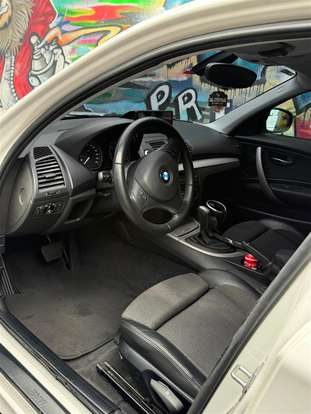 BMW-118i-2.0 UE71 16V GASOLINA 4P AUTOMÁTICO BMW-118i-2011