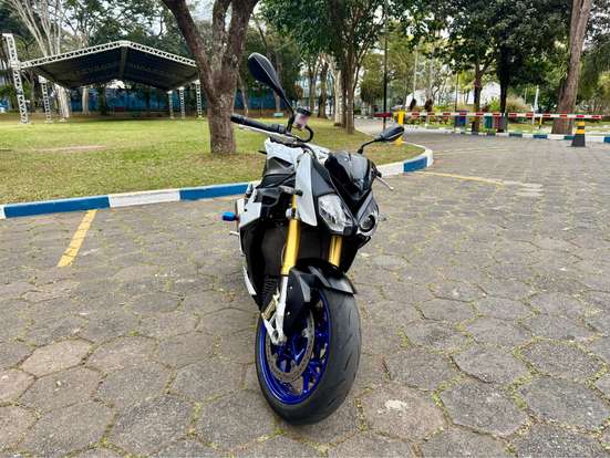 BMW-S 1000 R BMW-S 1000 R-2015