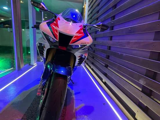 HONDA-CBR 1000RR-R FIREBLADE SP HONDA-CBR 1000RR-R FIREBLADE SP-2022